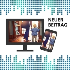 Erwerbstätigkeit von Eltern in Niedersachsen 2024: Auf einem Bildschirm und einem Smartphone sind eine Mutter mit Kleinkind zu sehen, die gerade das Haus verlassen.